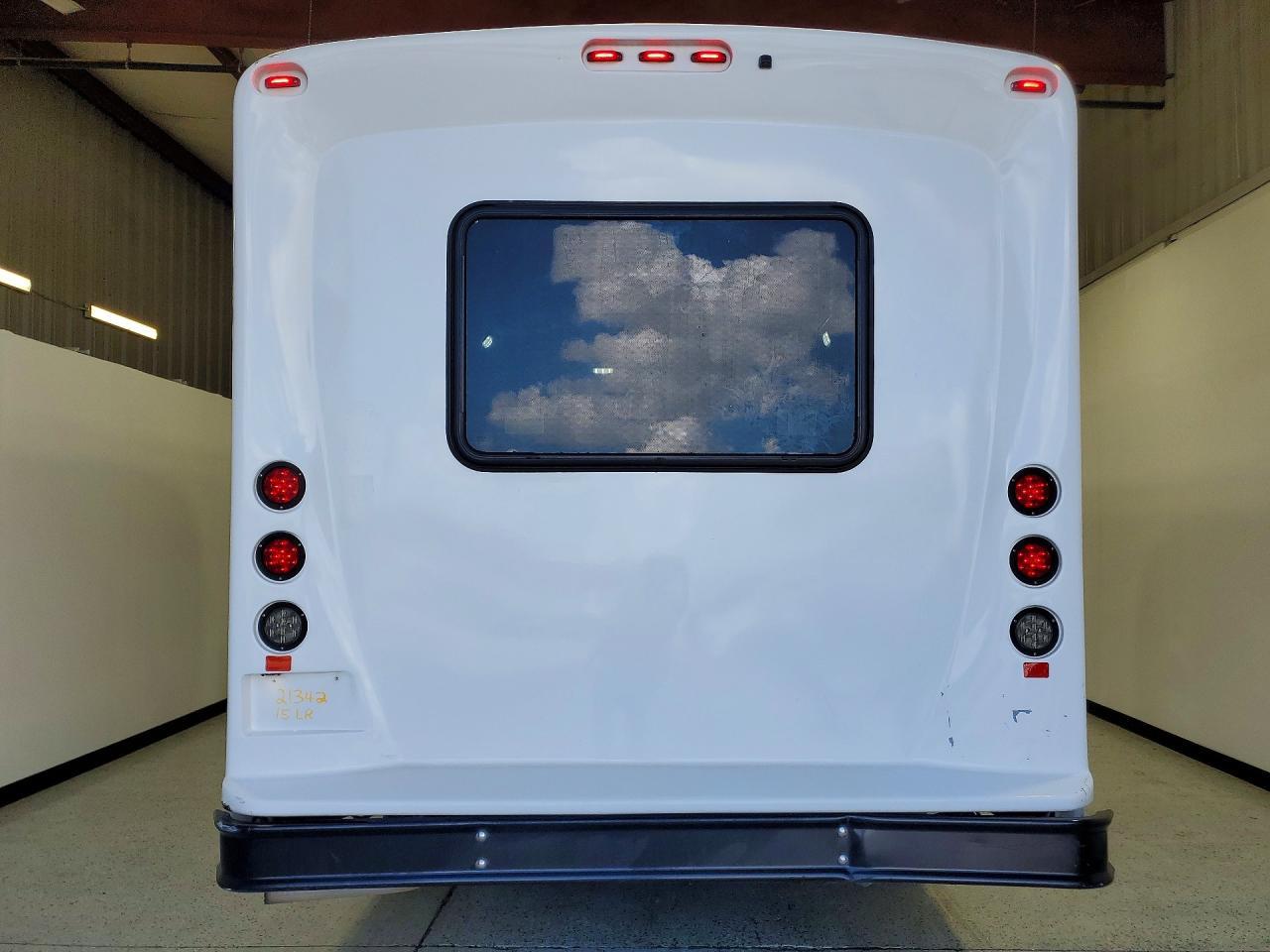 2022 Ford E350 Shuttle Bus - Image 6