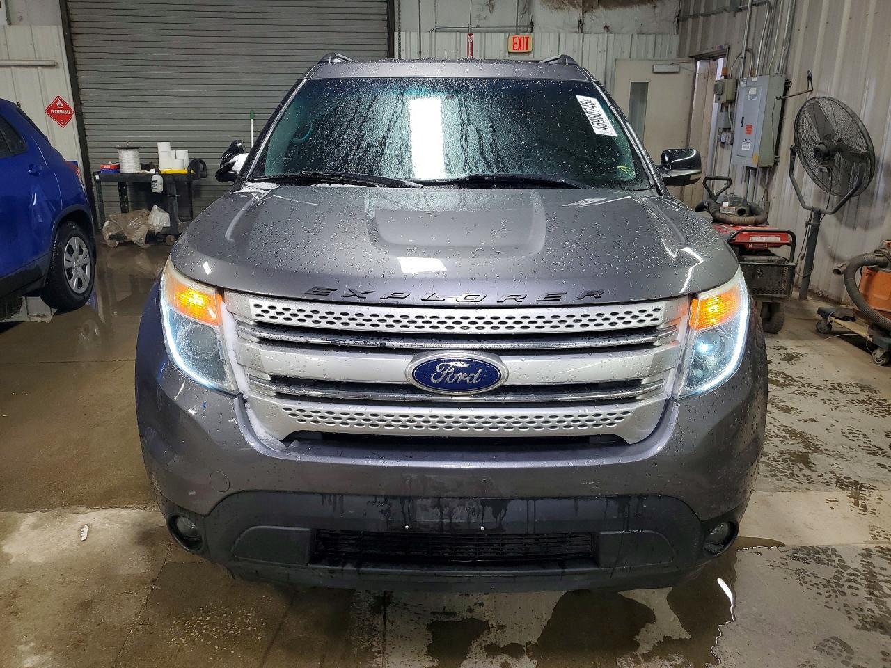 2011 Ford Explorer Xlt - Фото 5