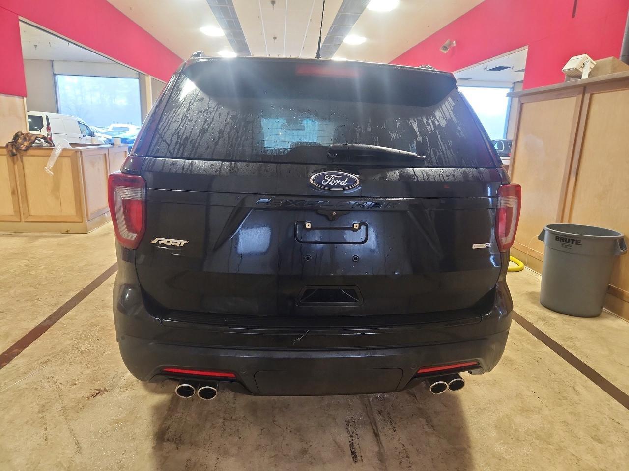2018 Ford Explorer Sport - Image 6
