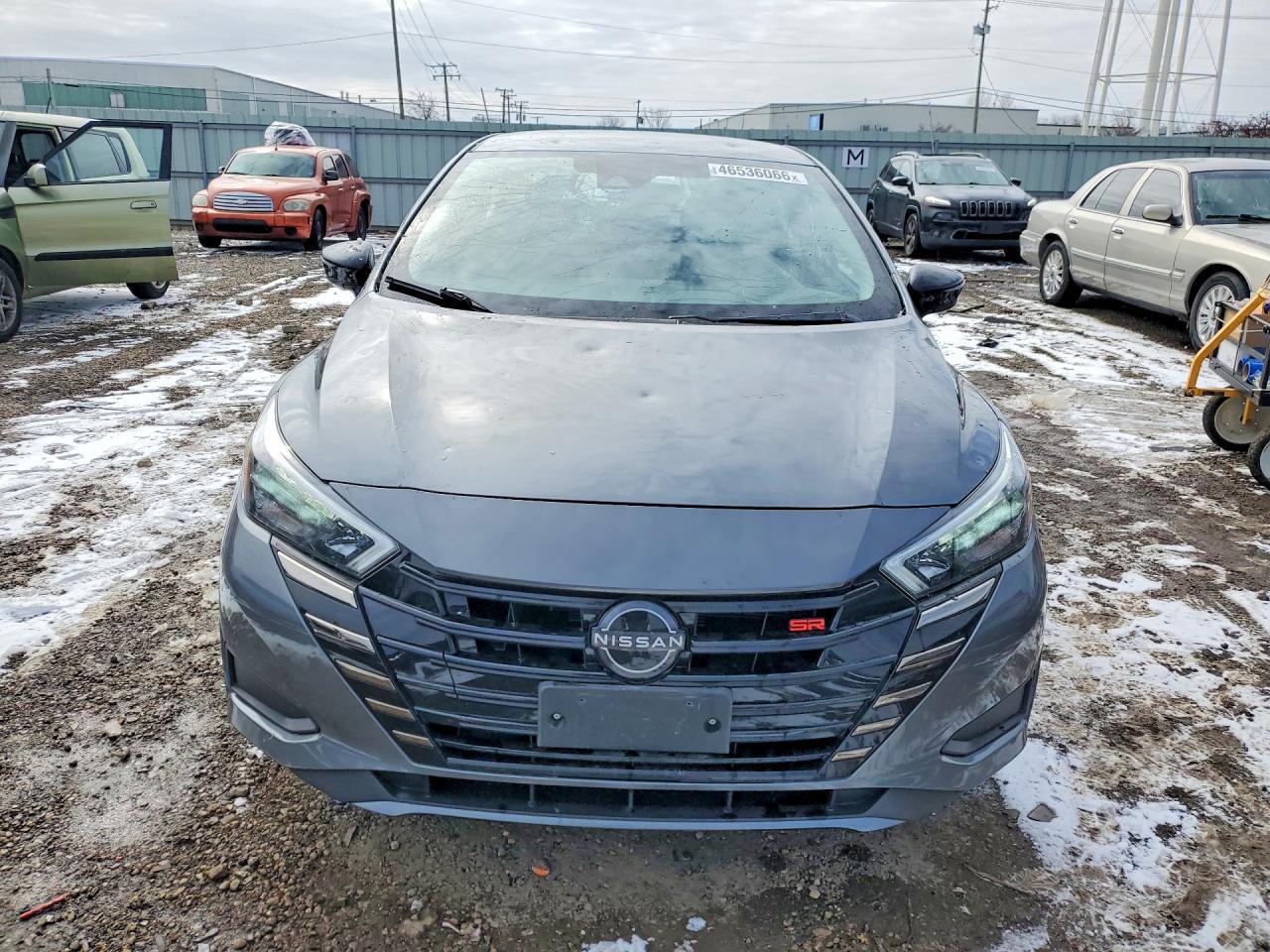 2023 Nissan Versa Sr - Фото 5