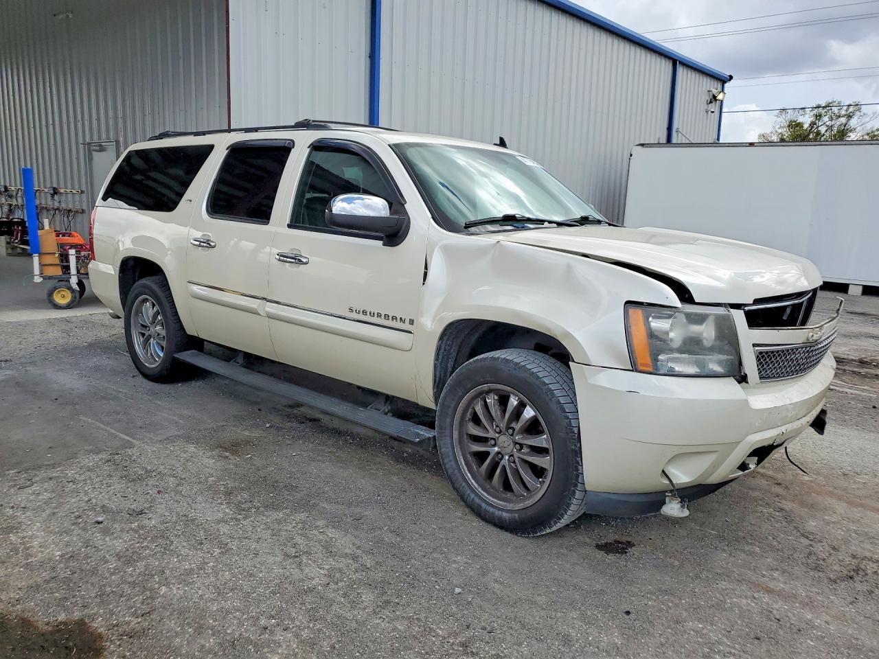 2008 Chevrolet Suburban K1500 Ls - Фото 4