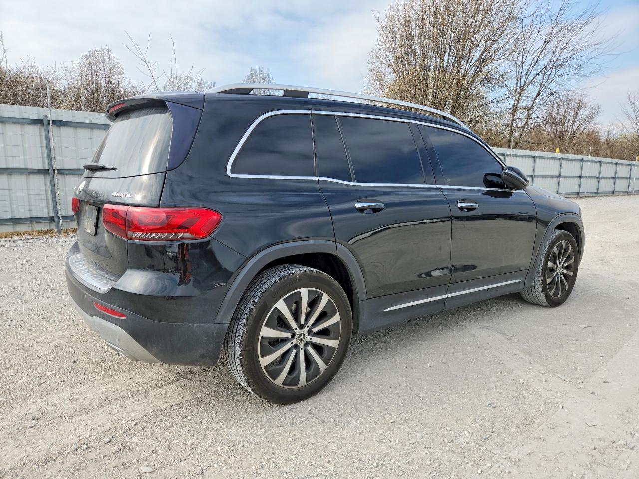 2021 Mercedes-Benz Glb 250 4Matic - Image 3