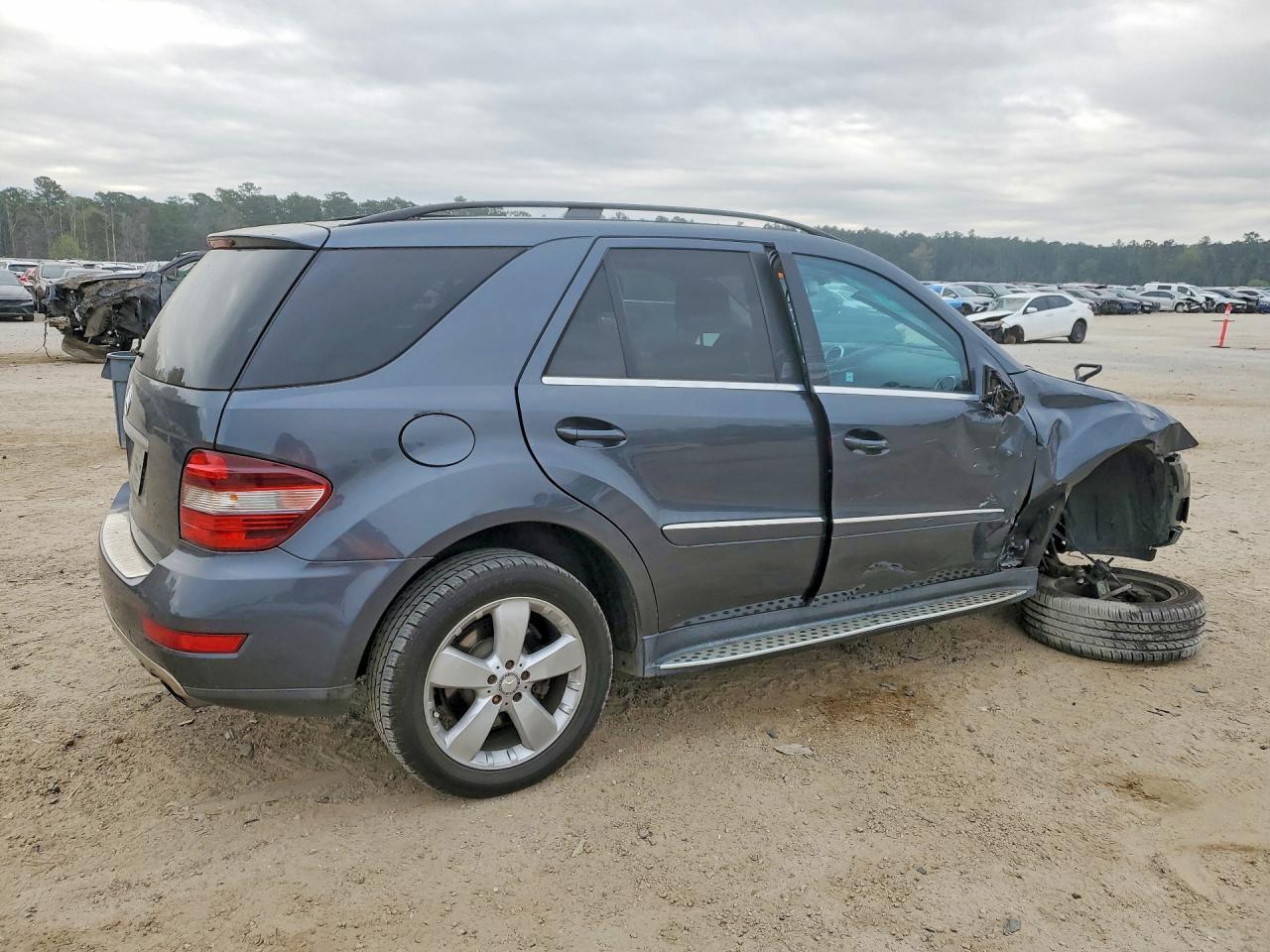 2010 Mercedes-Benz Ml 350 - Фото 3