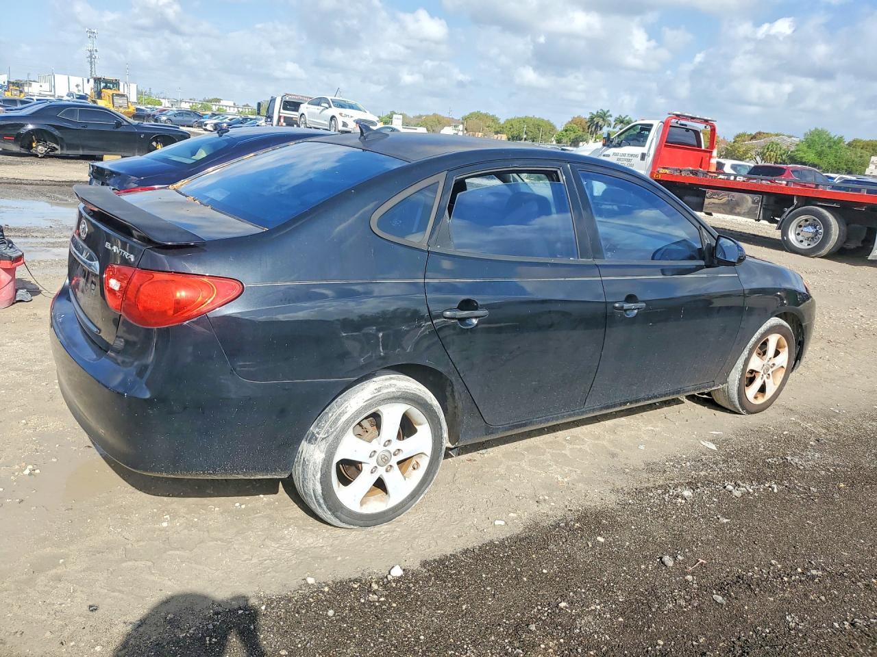 2010 Hyundai Elantra Se - Image 3