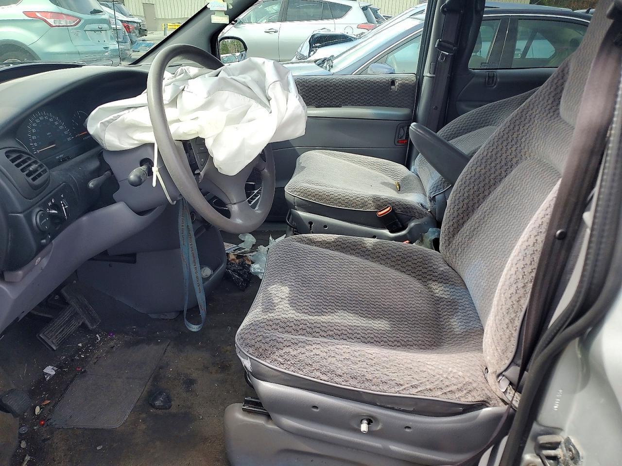 2000 Dodge Grand Caravan - Фото 7