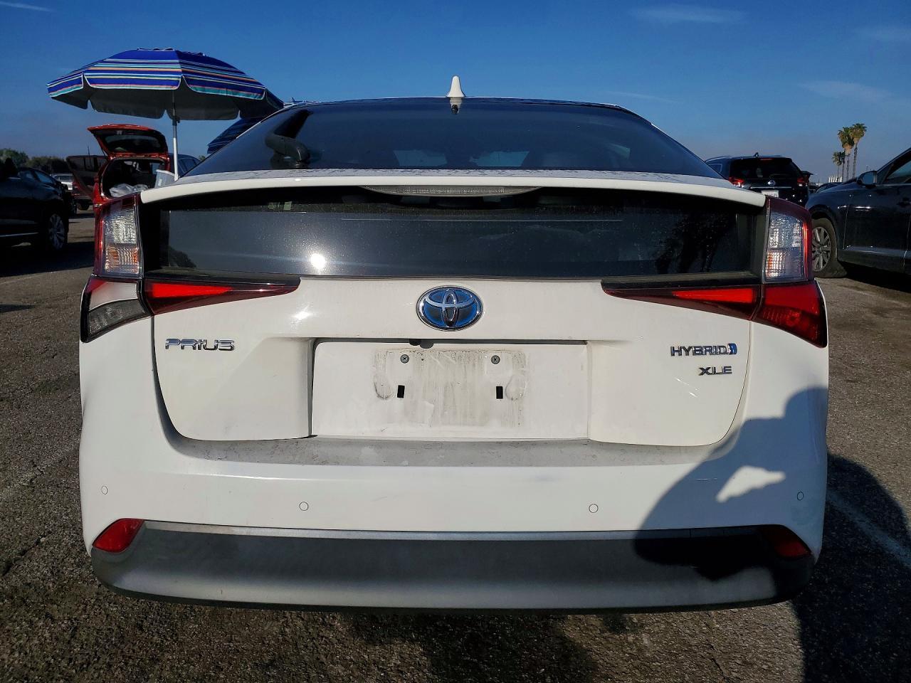 2020 Toyota Prius Xle - Фото 6