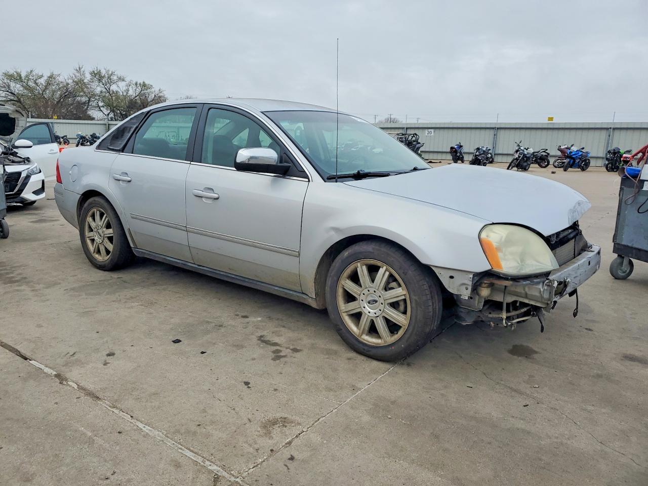2005 Ford Five Hundred Limited - Фото 4