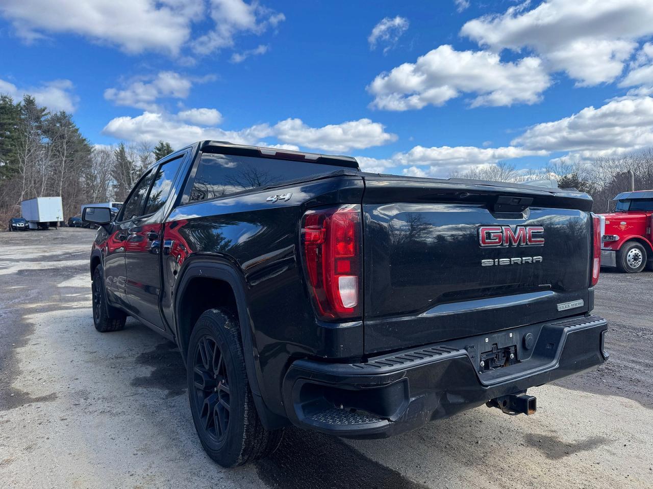 2020 GMC Sierra K1500 Elevation - Image 3