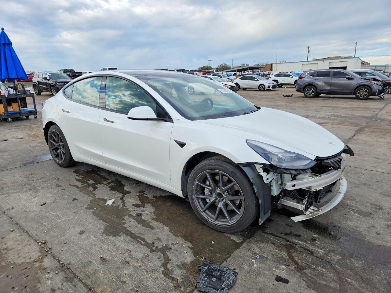 2021 Tesla Model 3 - Фото 4
