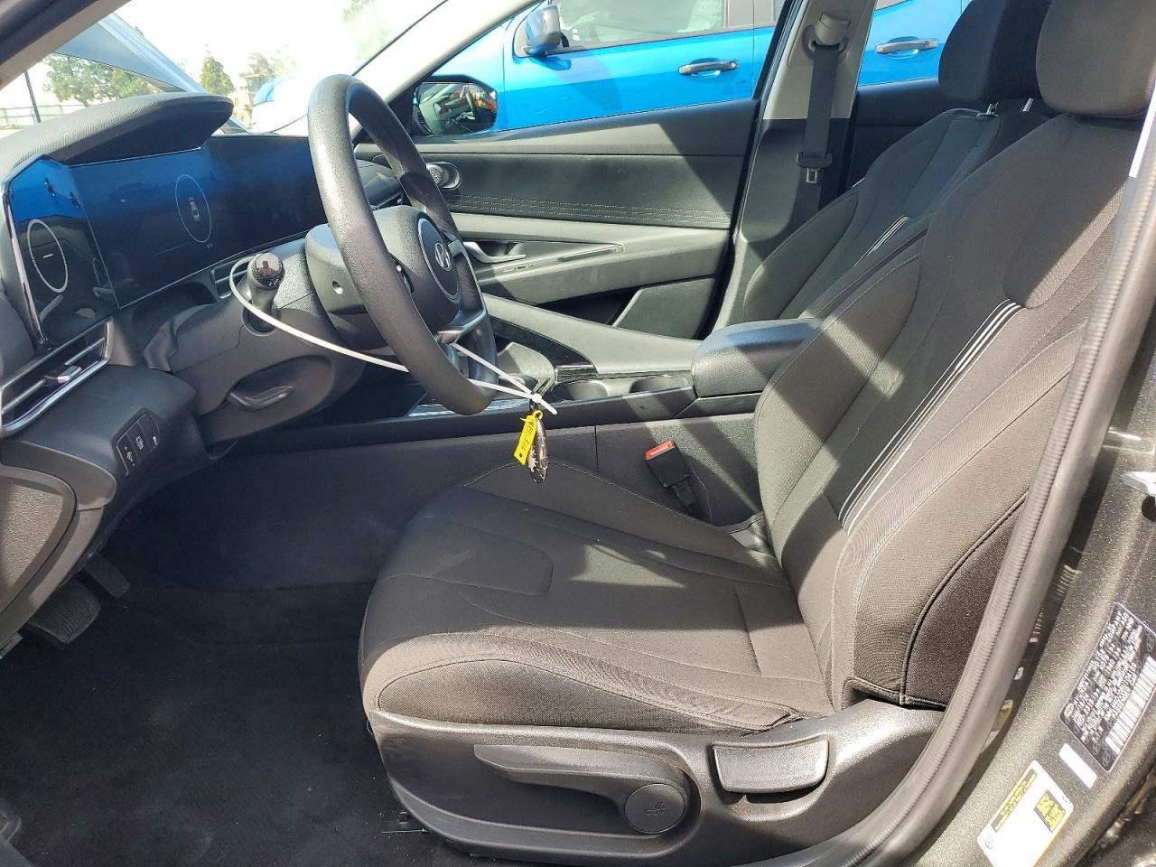2024 Hyundai Elantra Hybrid Blue - Фото 7