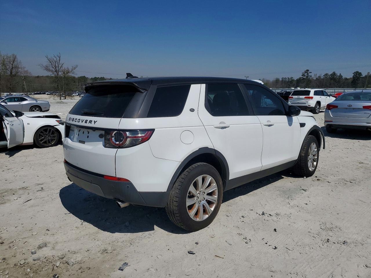2016 Land Rover Discovery Sport Se - Image 3