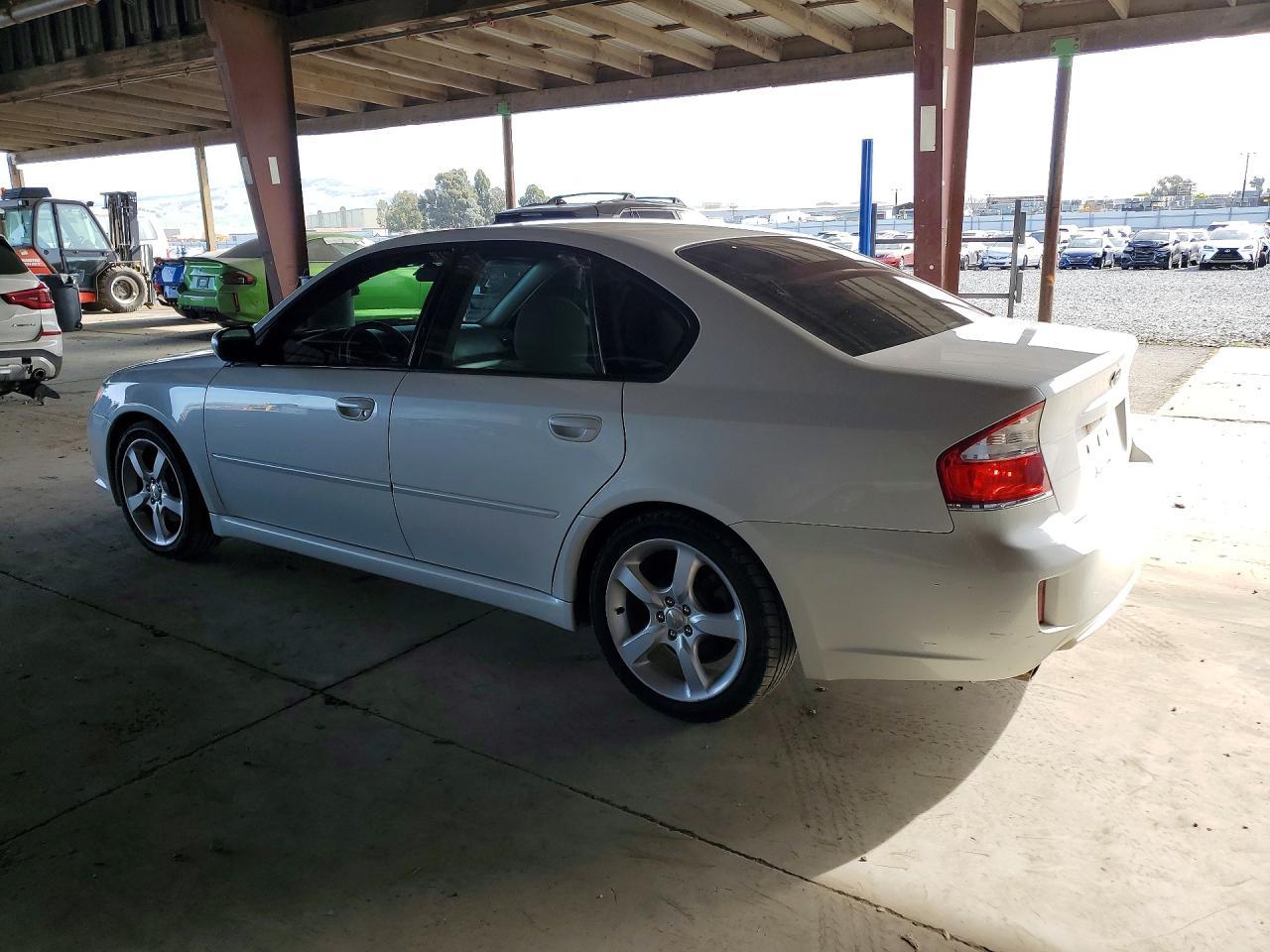 2009 Subaru Legacy 2.5I - Image 2