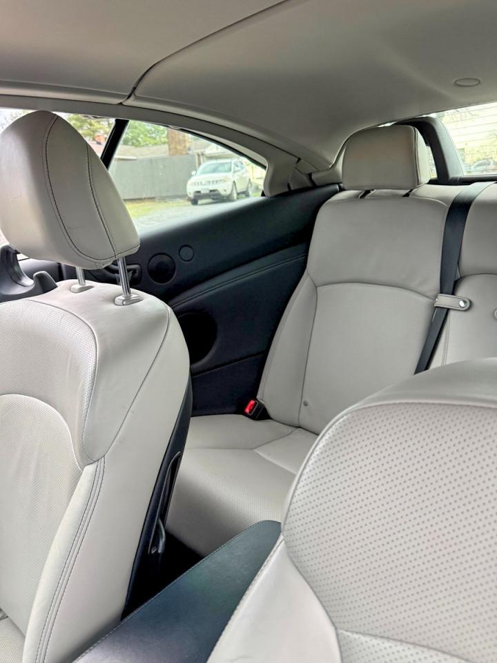 2011 Lexus Is 250C Base - Image 6