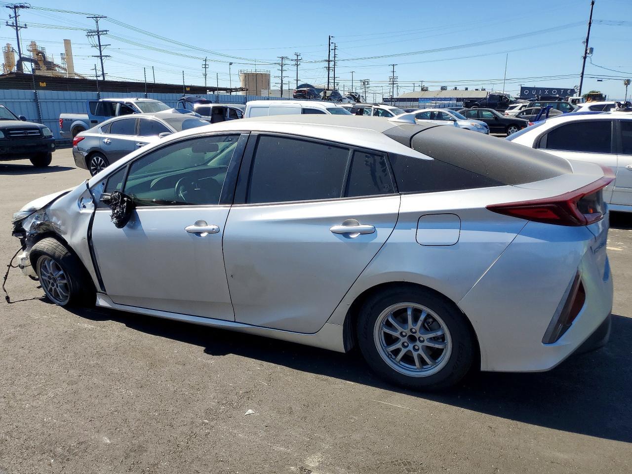 2019 Toyota Prius Prime Premium - Фото 2