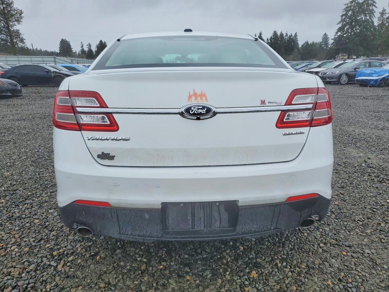 2016 Ford Taurus Se Comfort - Image 6