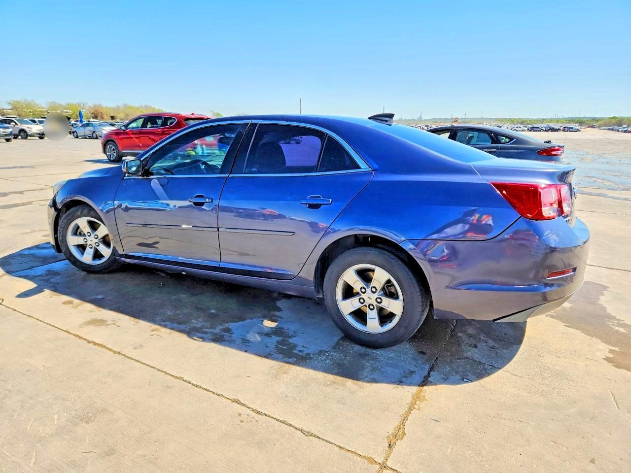 2015 Chevrolet Malibu Ls - Фото 2