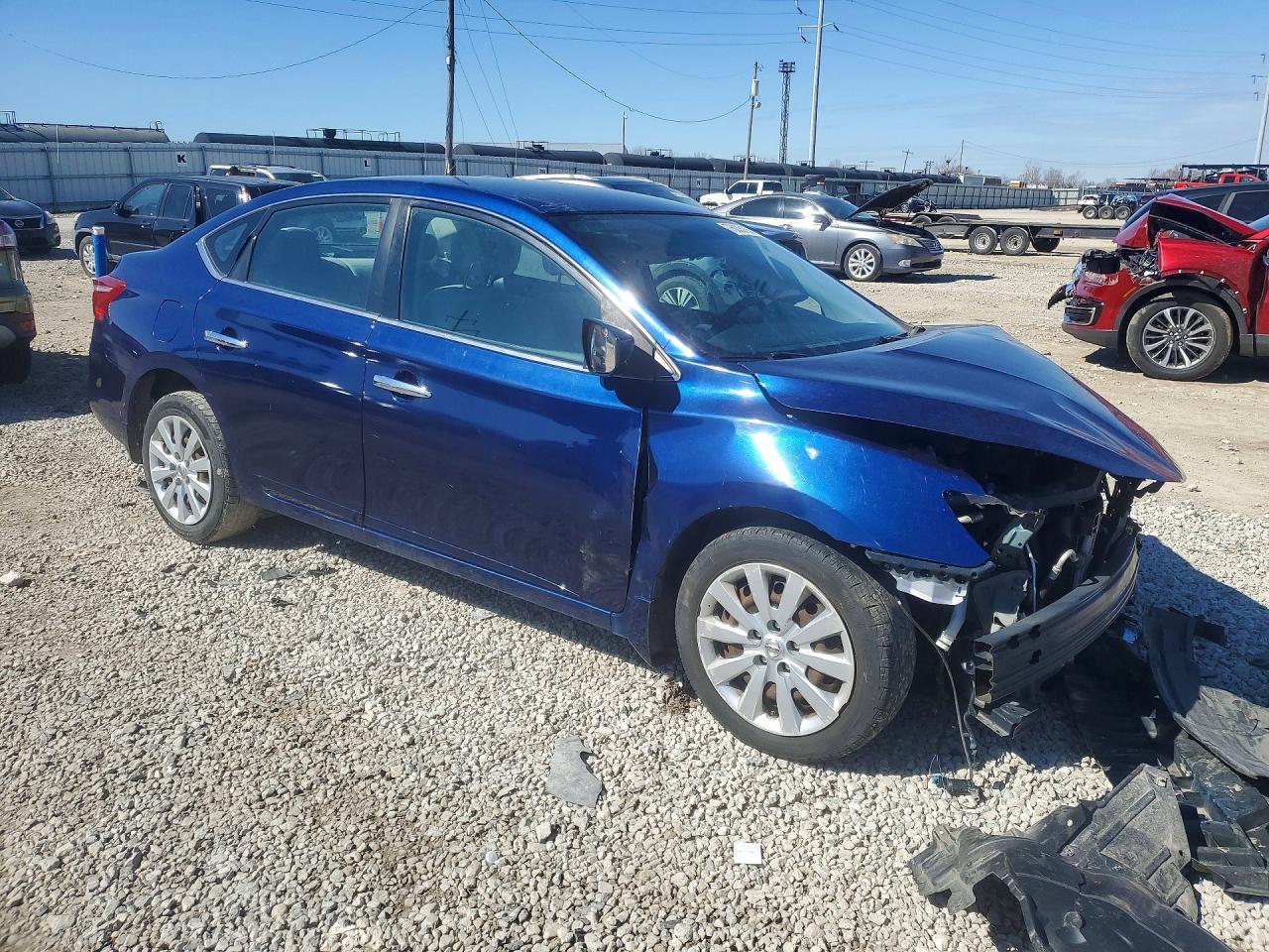 2016 Nissan Sentra S - Фото 4