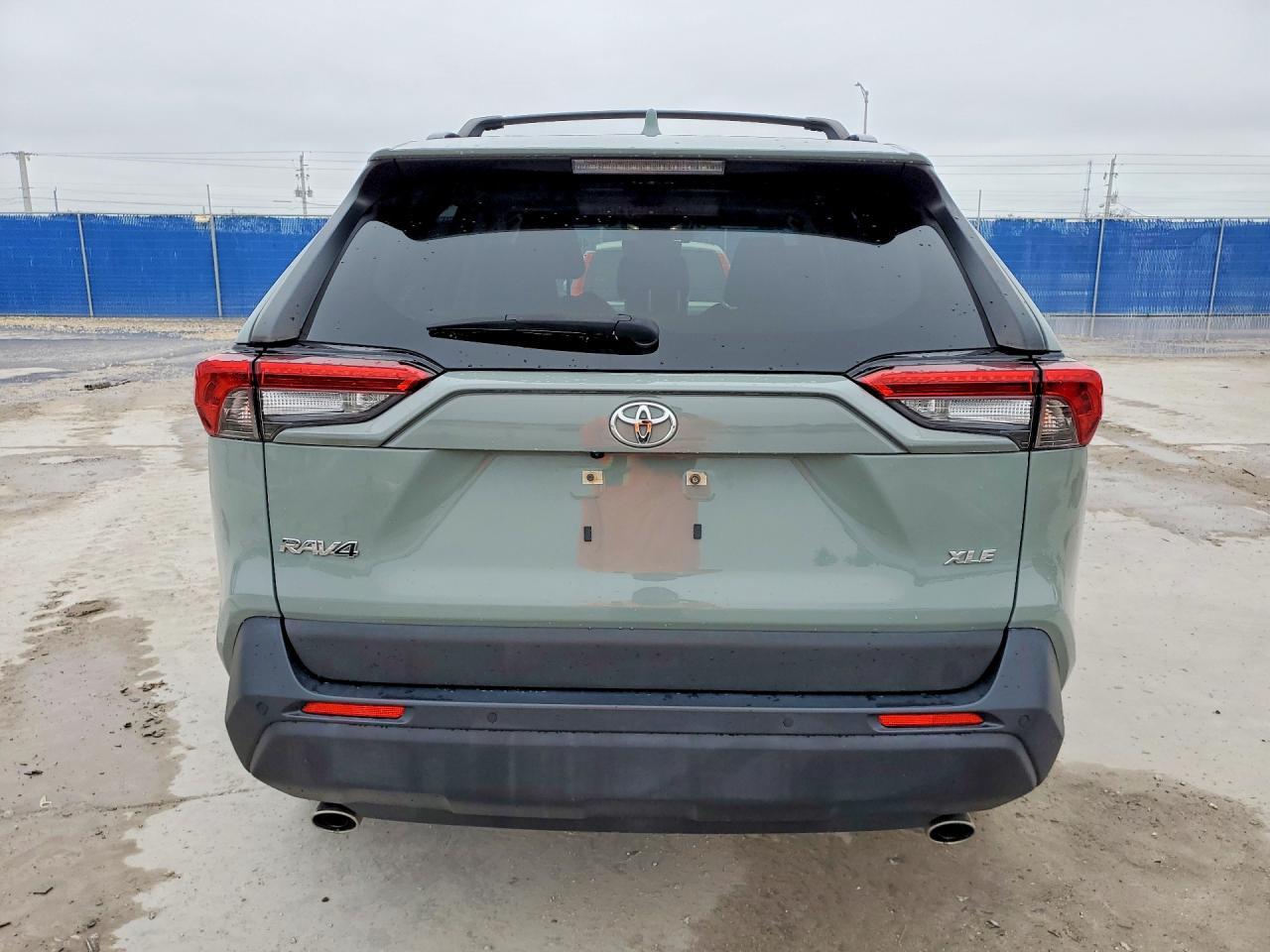 2022 Toyota Rav4 Xle Premium - Фото 6