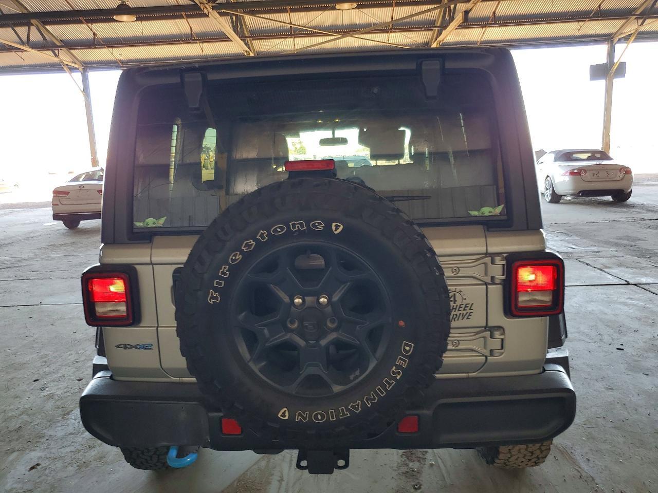 2023 Jeep Wrangler 4Xe - Фото 6