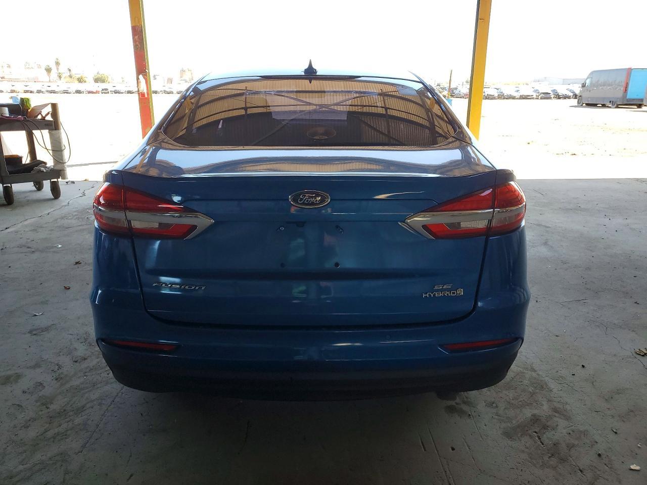 2019 Ford Fusion Se - Фото 6