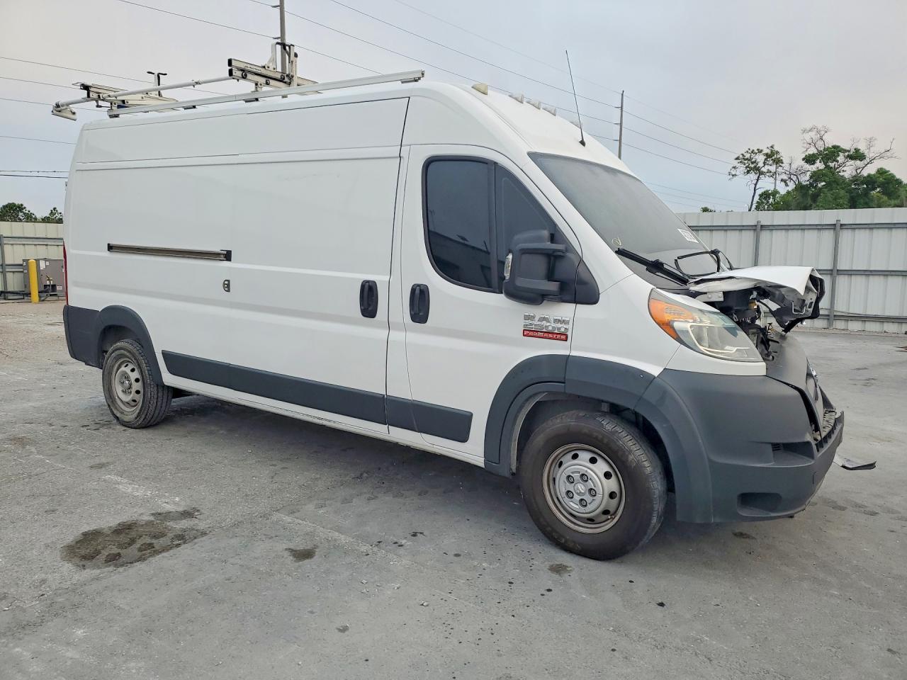 2018 Ram Promaster 2500 Utility / Service Van - Фото 4