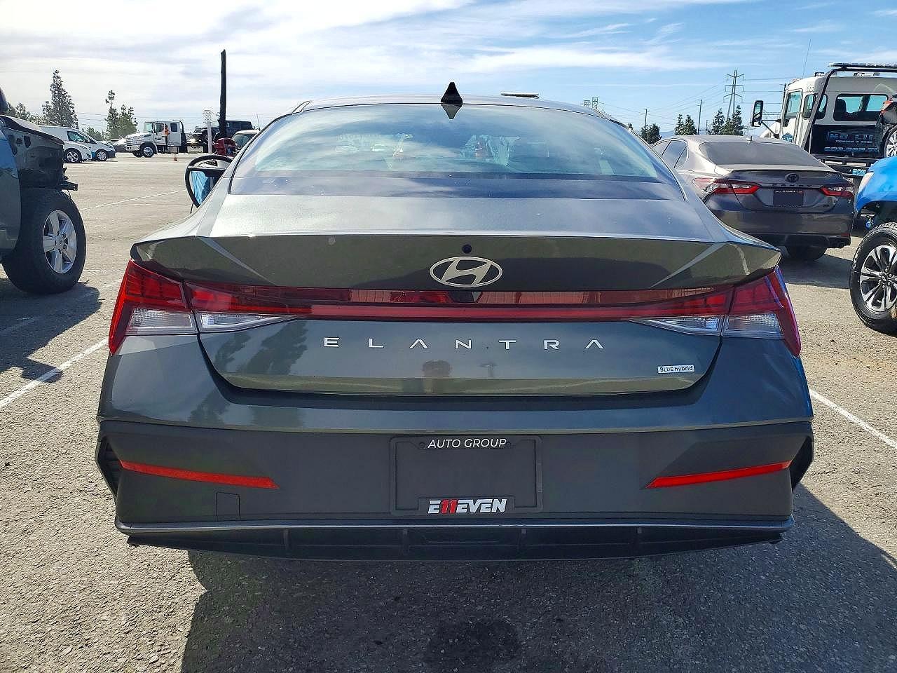 2024 Hyundai Elantra Hybrid Blue - Фото 6