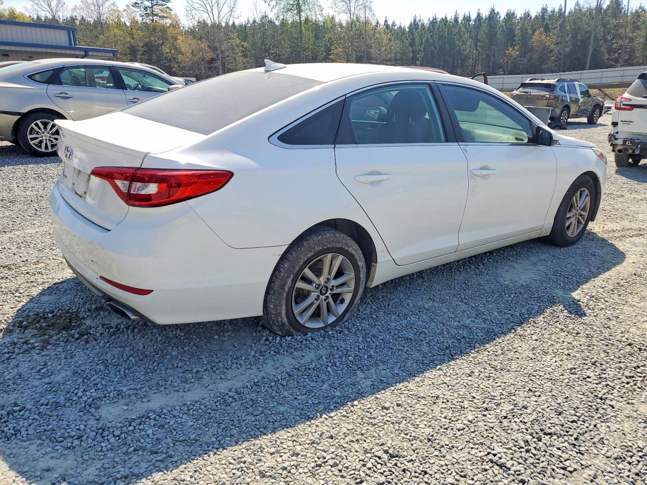 2017 Hyundai Sonata Se - Фото 3