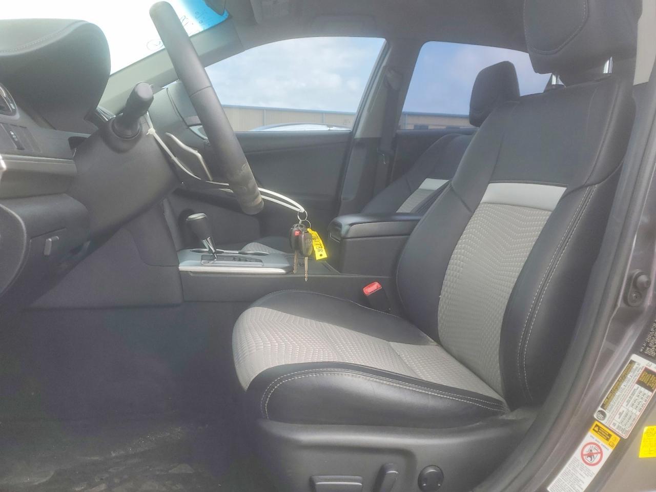 2014 Toyota Camry Se - Image 7