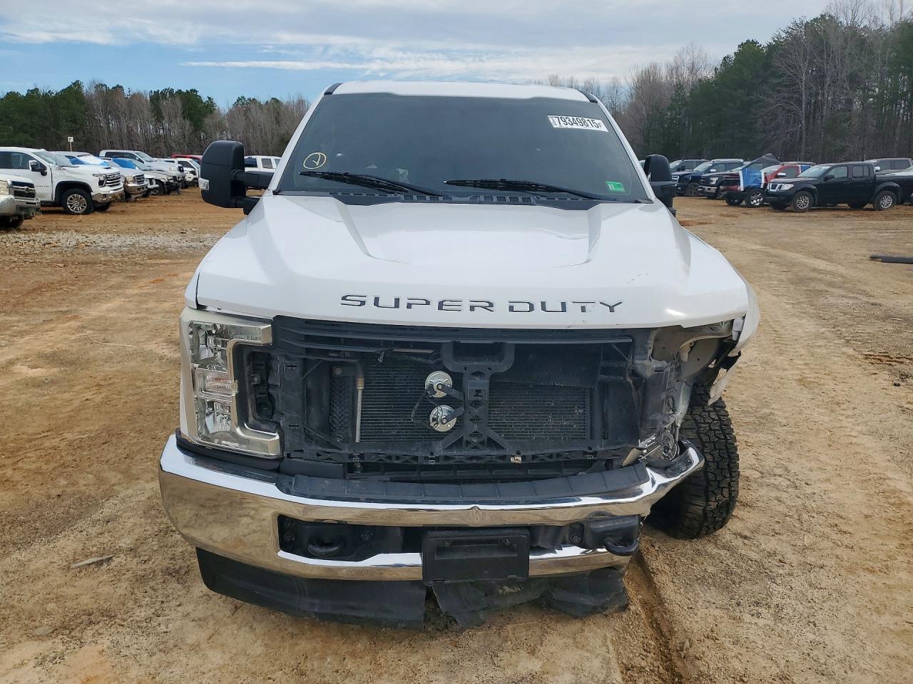 2019 Ford F250 - Image 5