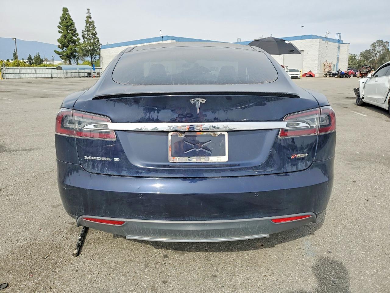 2014 Tesla Model S - Фото 6
