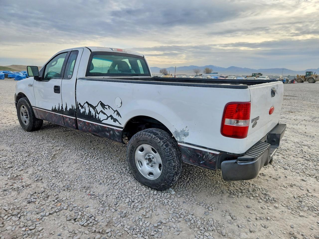 2005 Ford F150 - Фото 2
