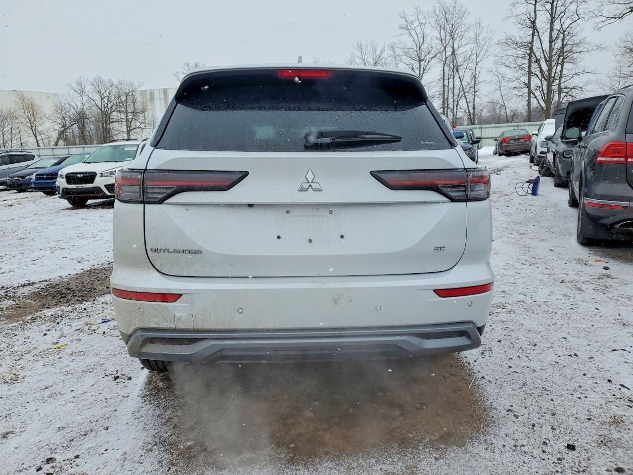 2025 Mitsubishi Outlander Se - Фото 6