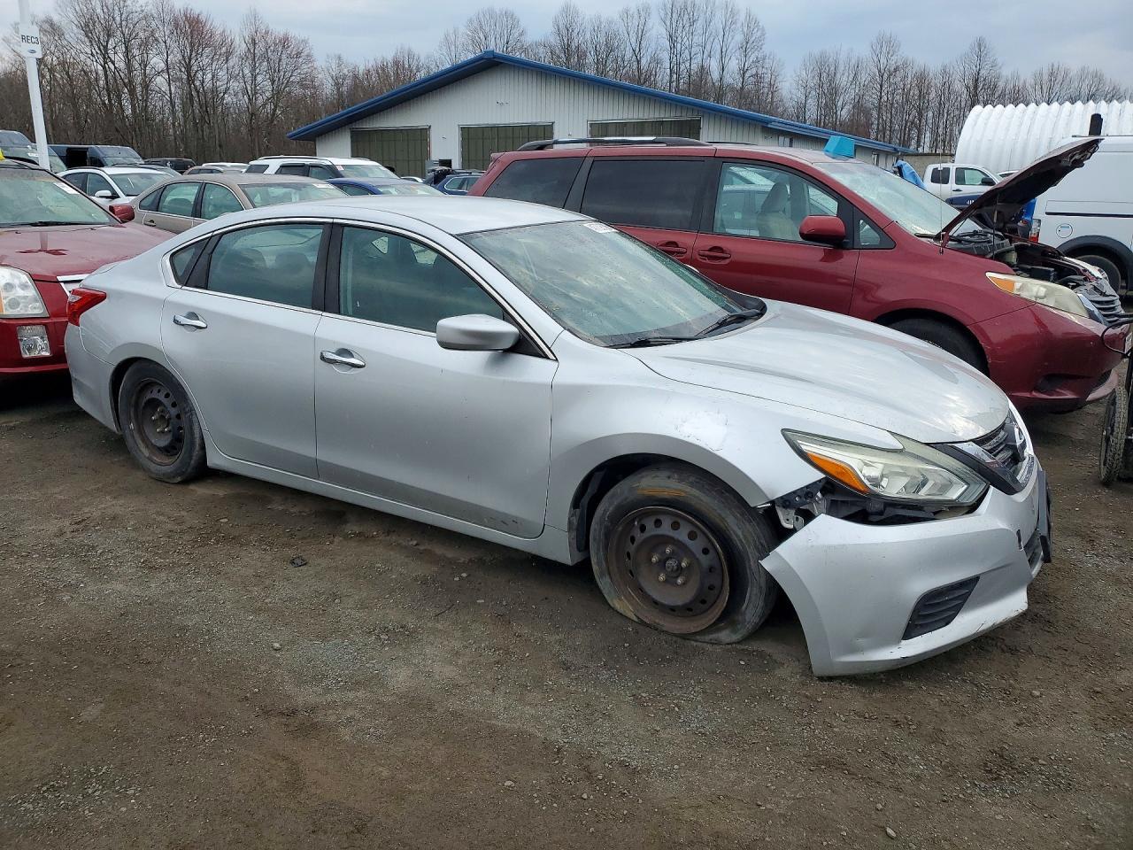 2017 Nissan Altima 2.5 S - Фото 4
