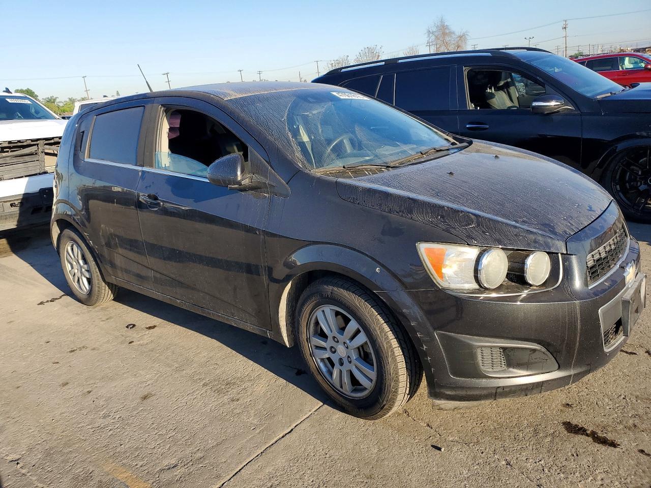 2014 Chevrolet Sonic Lt - Image 4