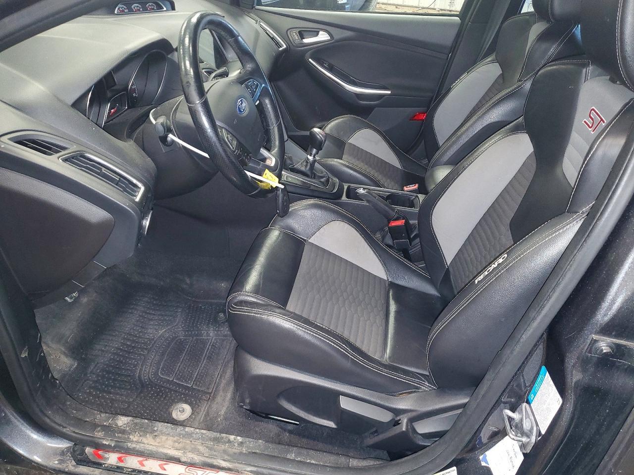 2018 Ford Focus St - Фото 7