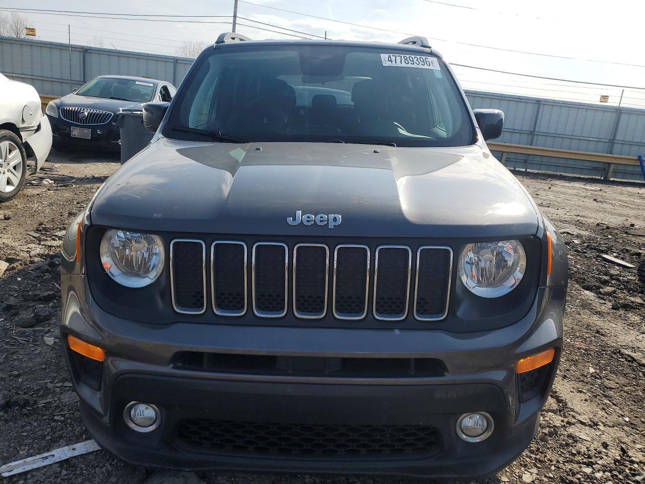 2019 Jeep Renegade Latitude - Image 5