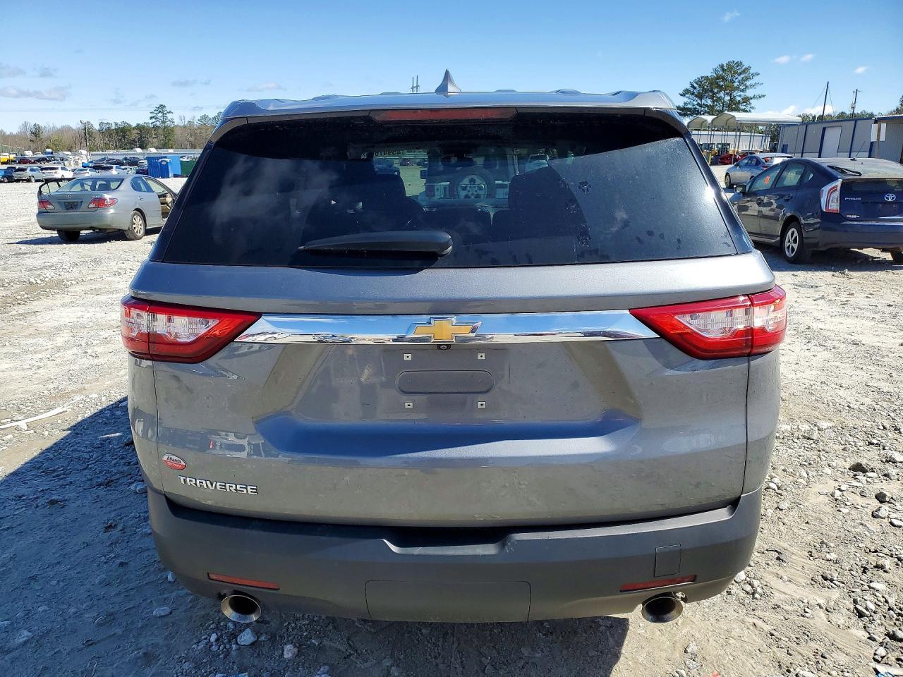 2020 Chevrolet Traverse Ls - Фото 6