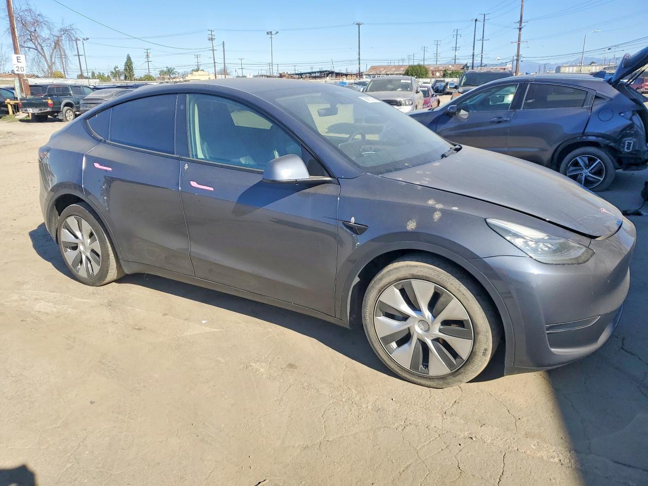 2023 Tesla Model Y - Image 4