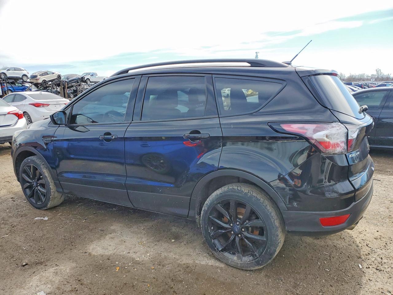 2017 Ford Escape Se - Фото 2