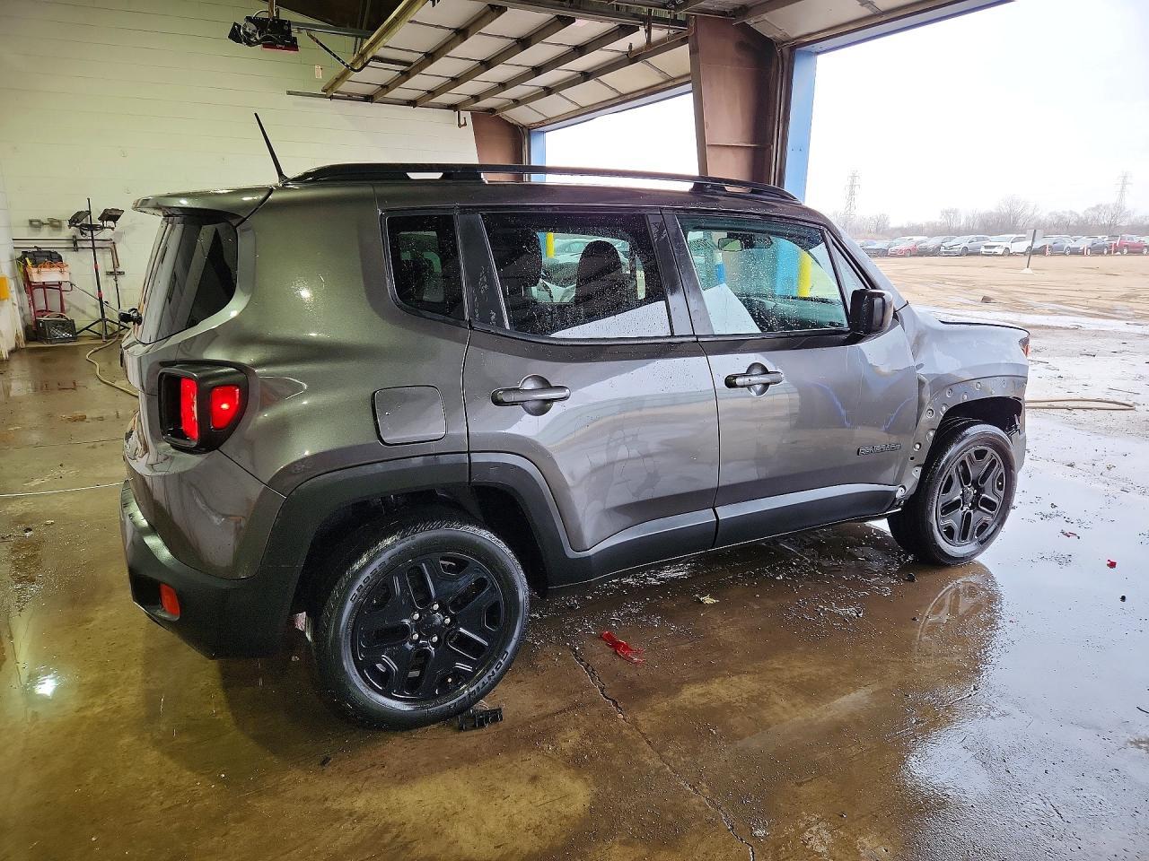 2018 Jeep Renegade Sport - Image 3