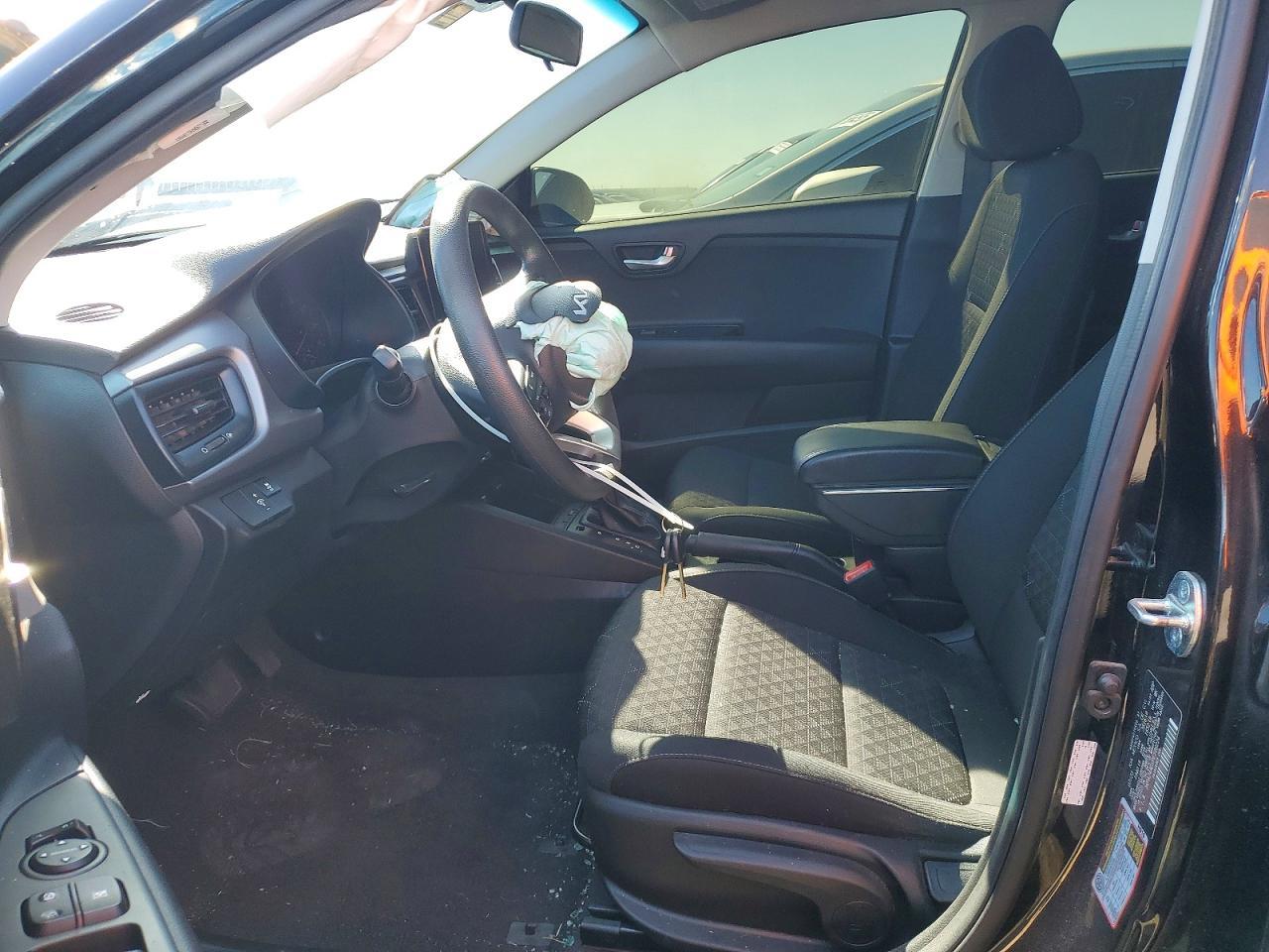 2023 Kia Rio - Фото 7