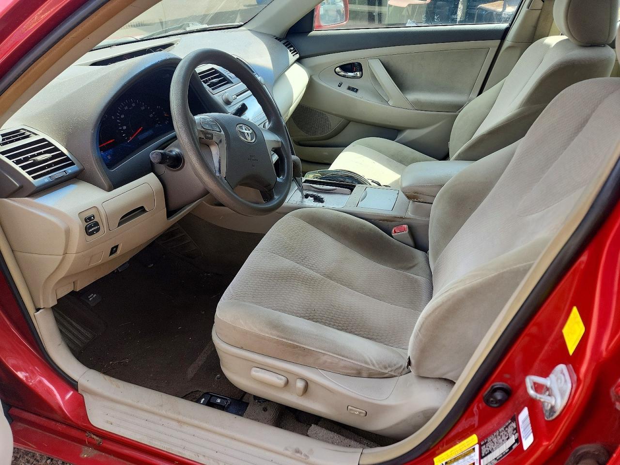 2011 Toyota Camry Le - Фото 7