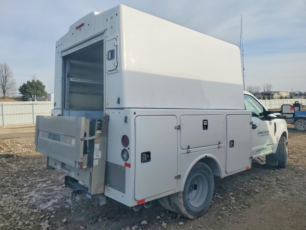 2019 Ford F350 Super Duty Utility / Service Truck - Фото 3