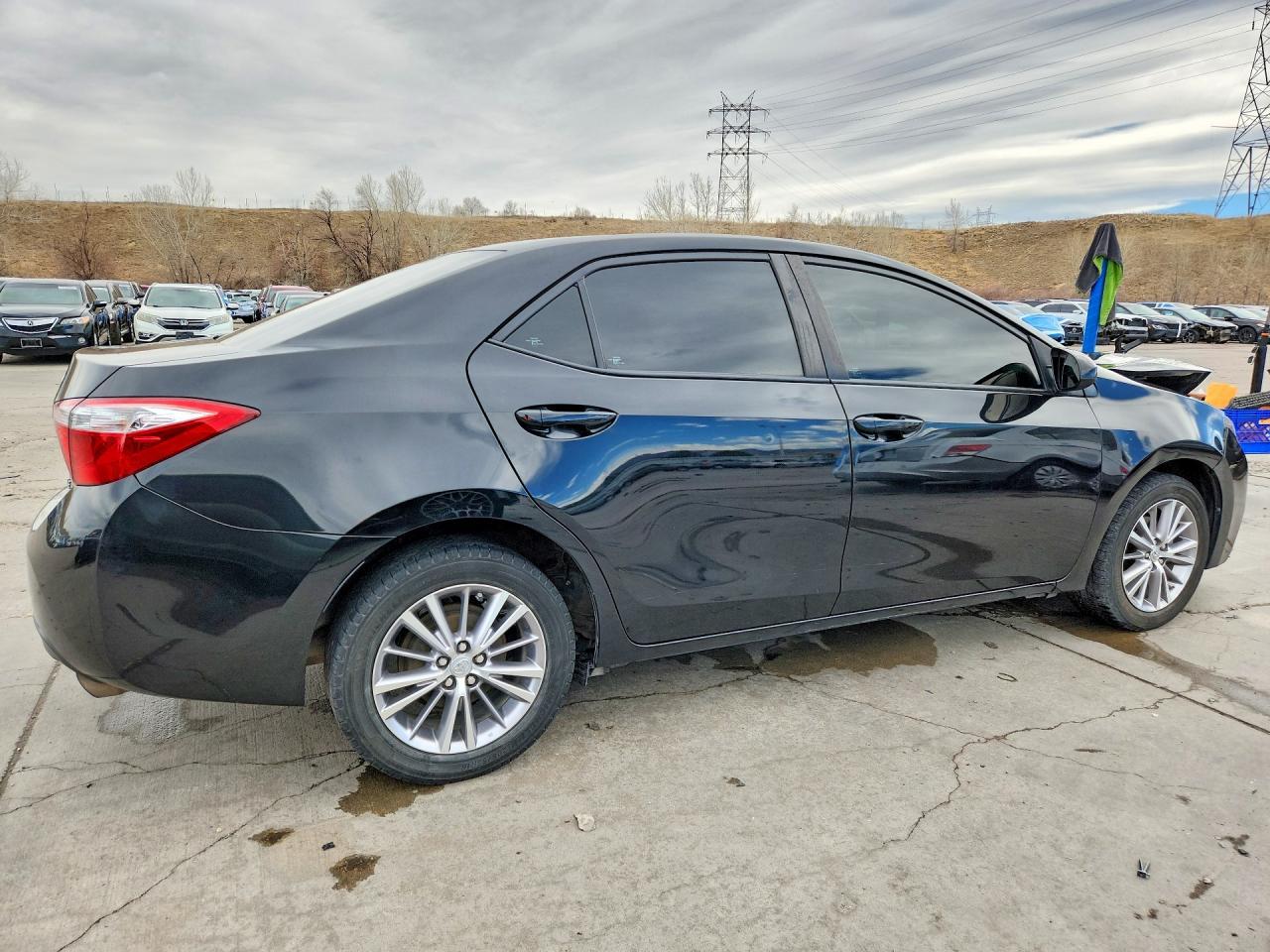 2015 Toyota Corolla Le Plus - Фото 3