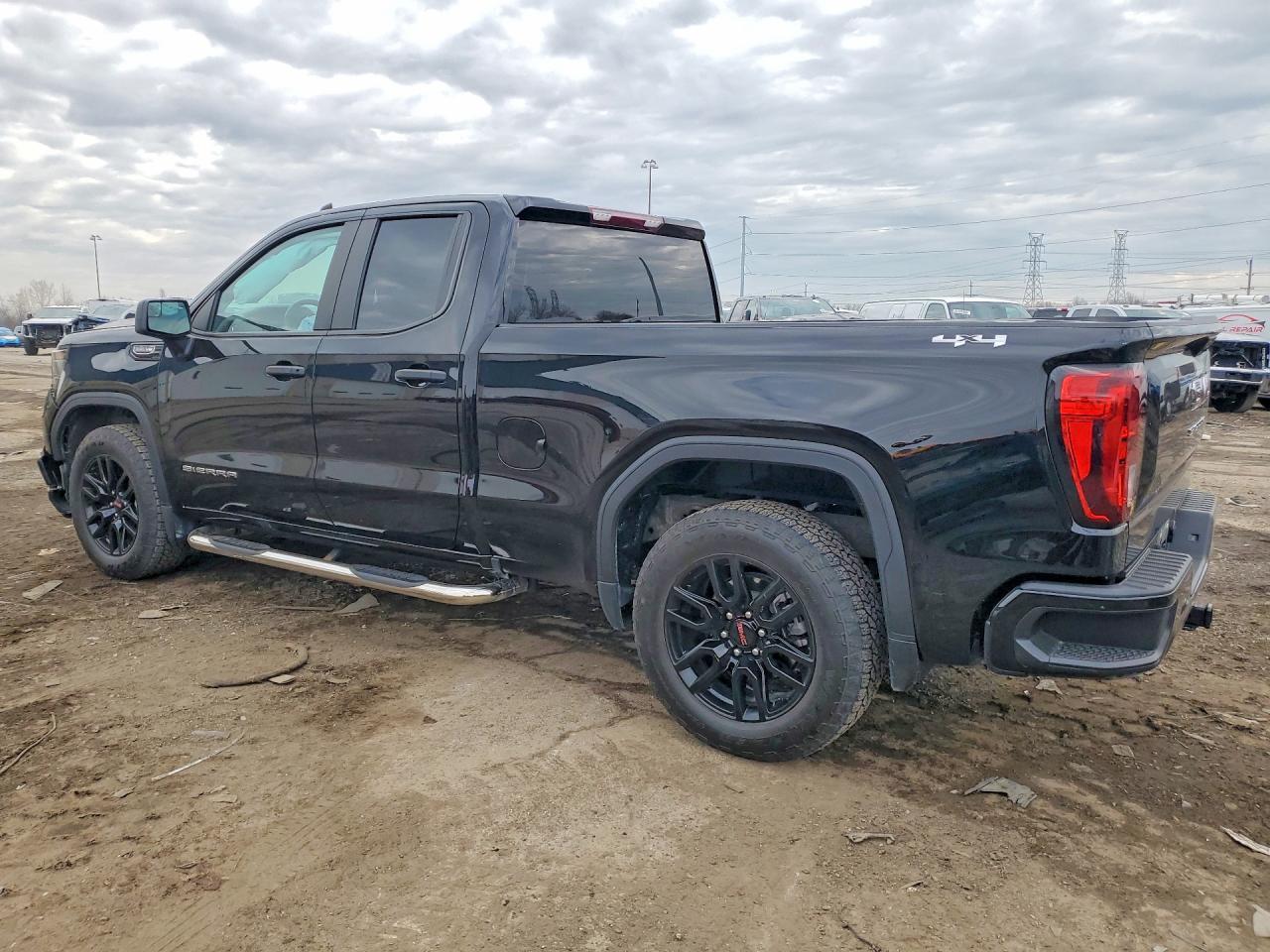 2023 GMC Sierra K1500 - Фото 2