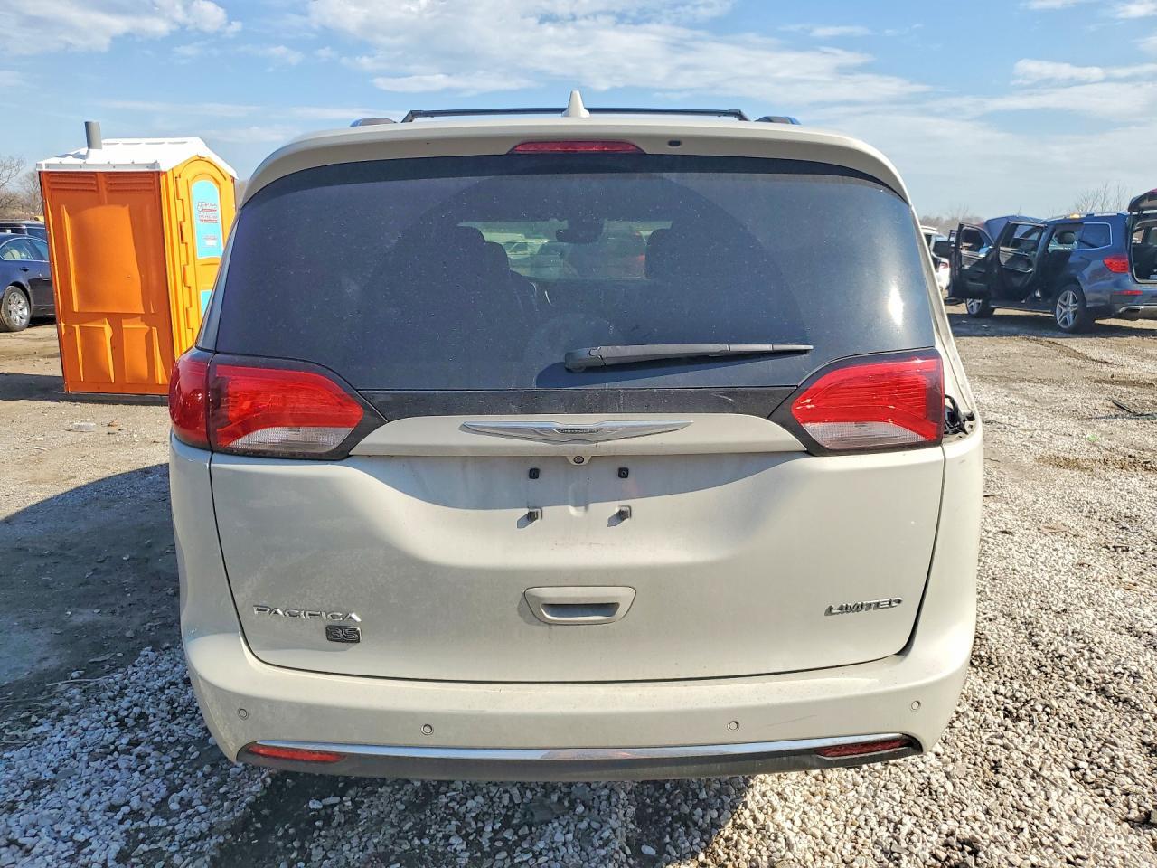2020 Chrysler Pacifica Limited - Фото 6