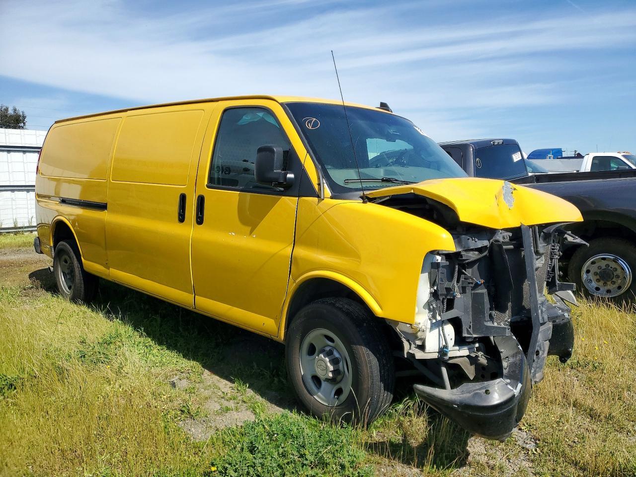 2018 Chevrolet Express G3500 - Фото 4