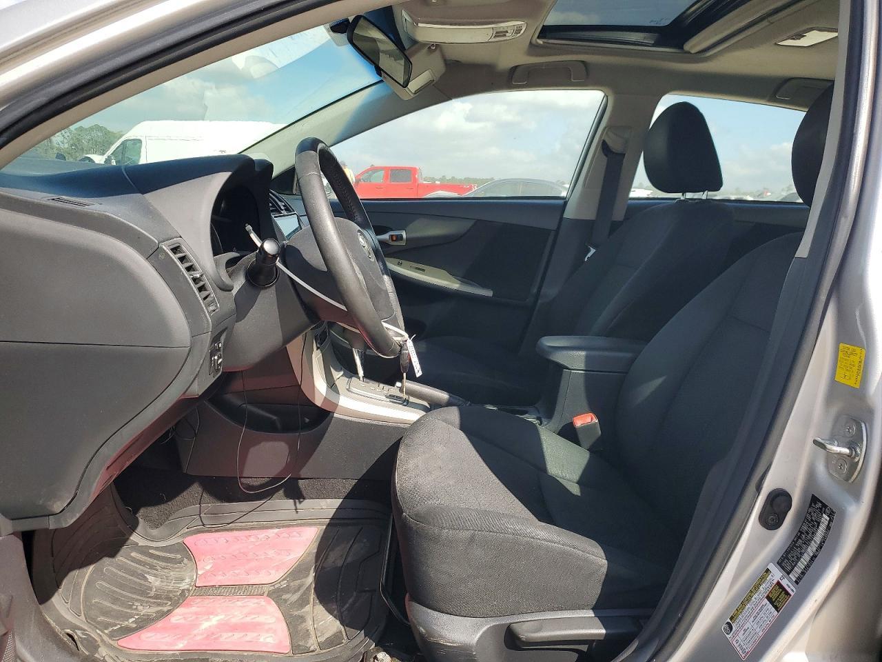 2010 Toyota Corolla S - Image 7