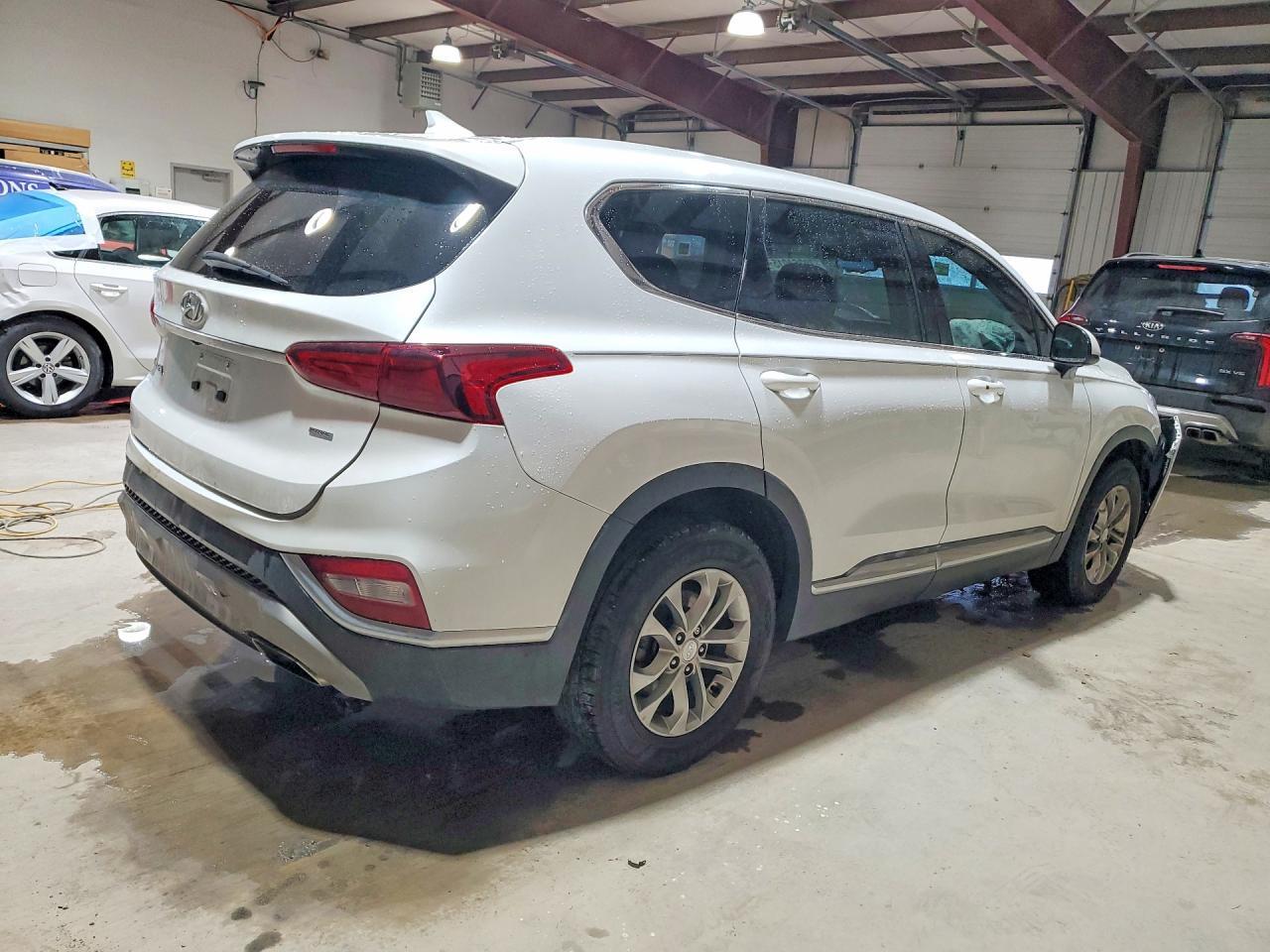 2020 Hyundai Santa Fe Sel - Image 3