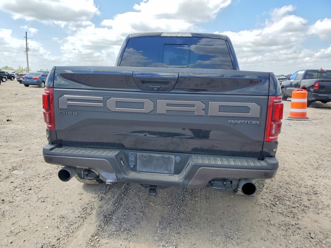 2020 Ford F150 Raptor - Image 6
